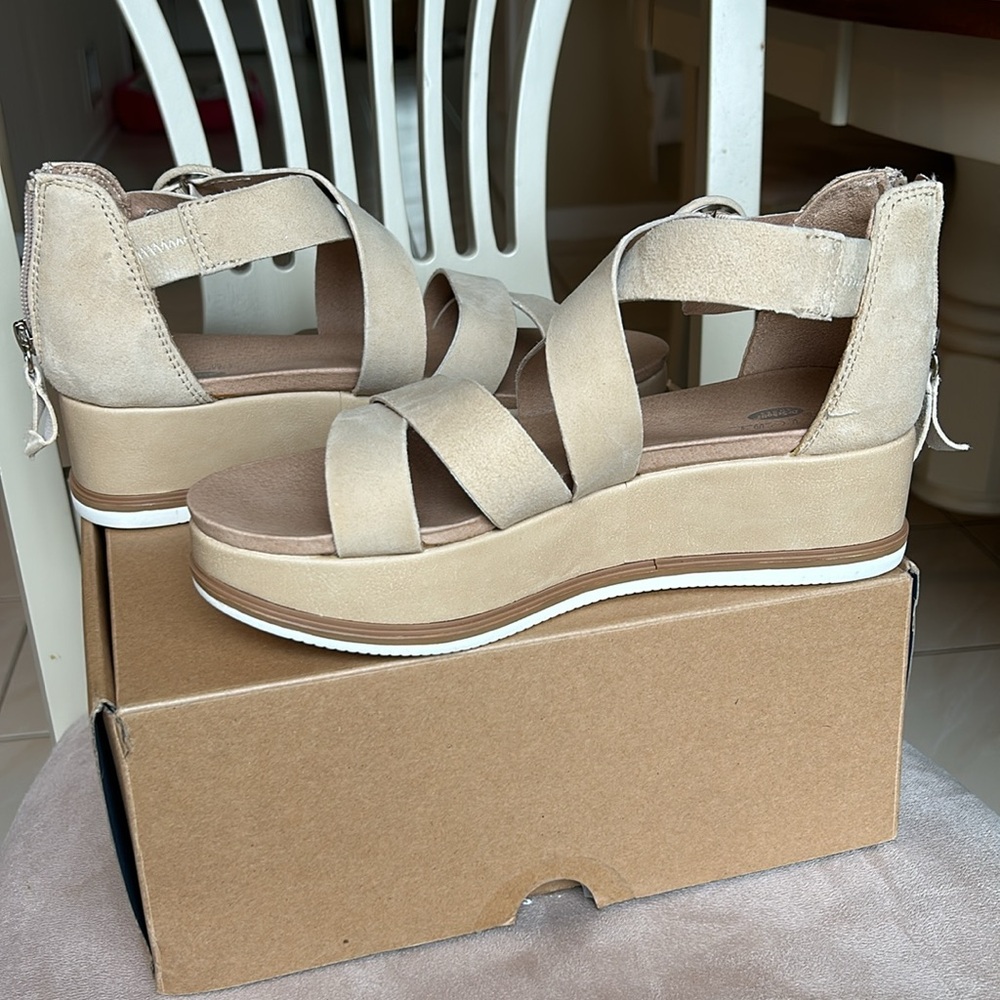 Dr. Scholls Platform Sandals